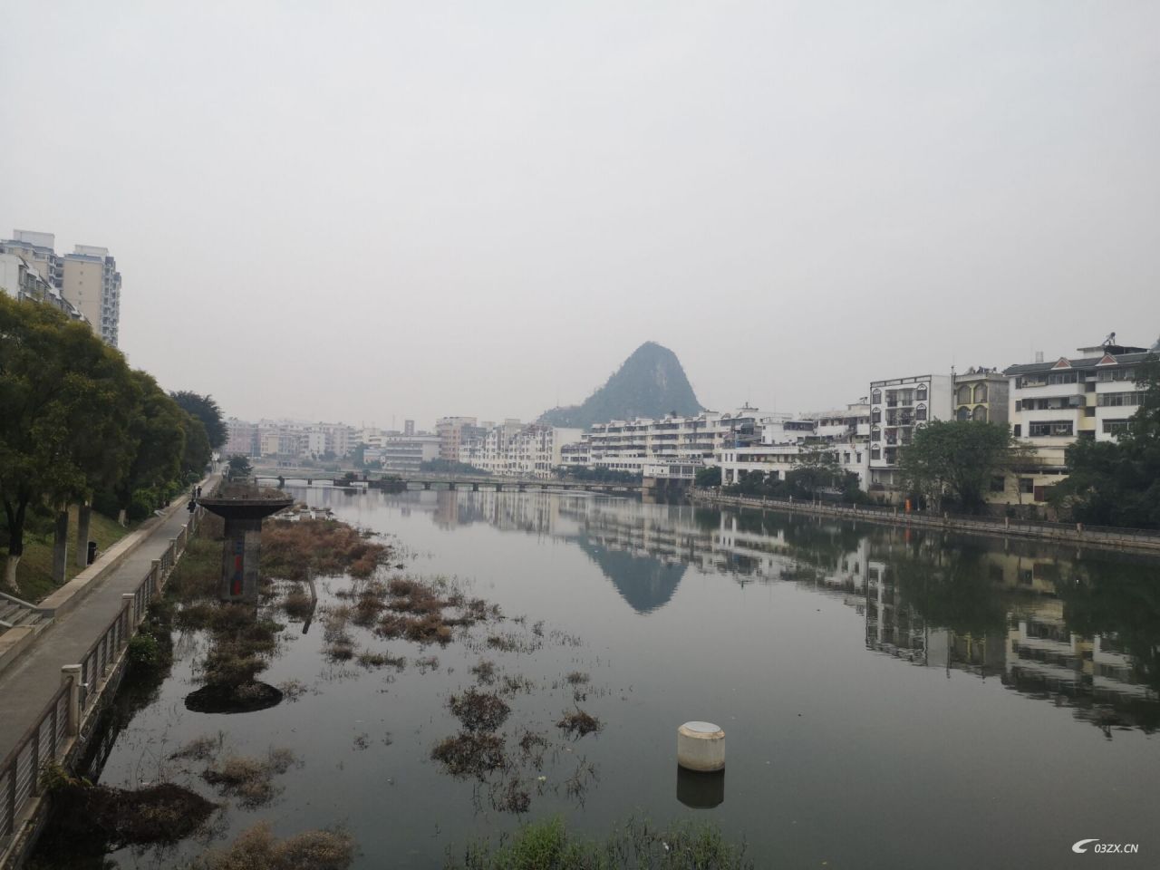 今天天气很适合逛街